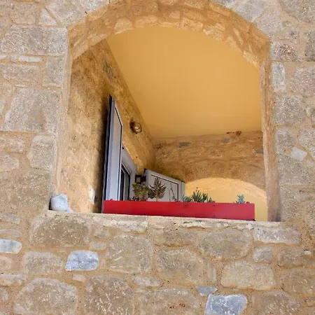 Orfea's Place Apartment Riglia